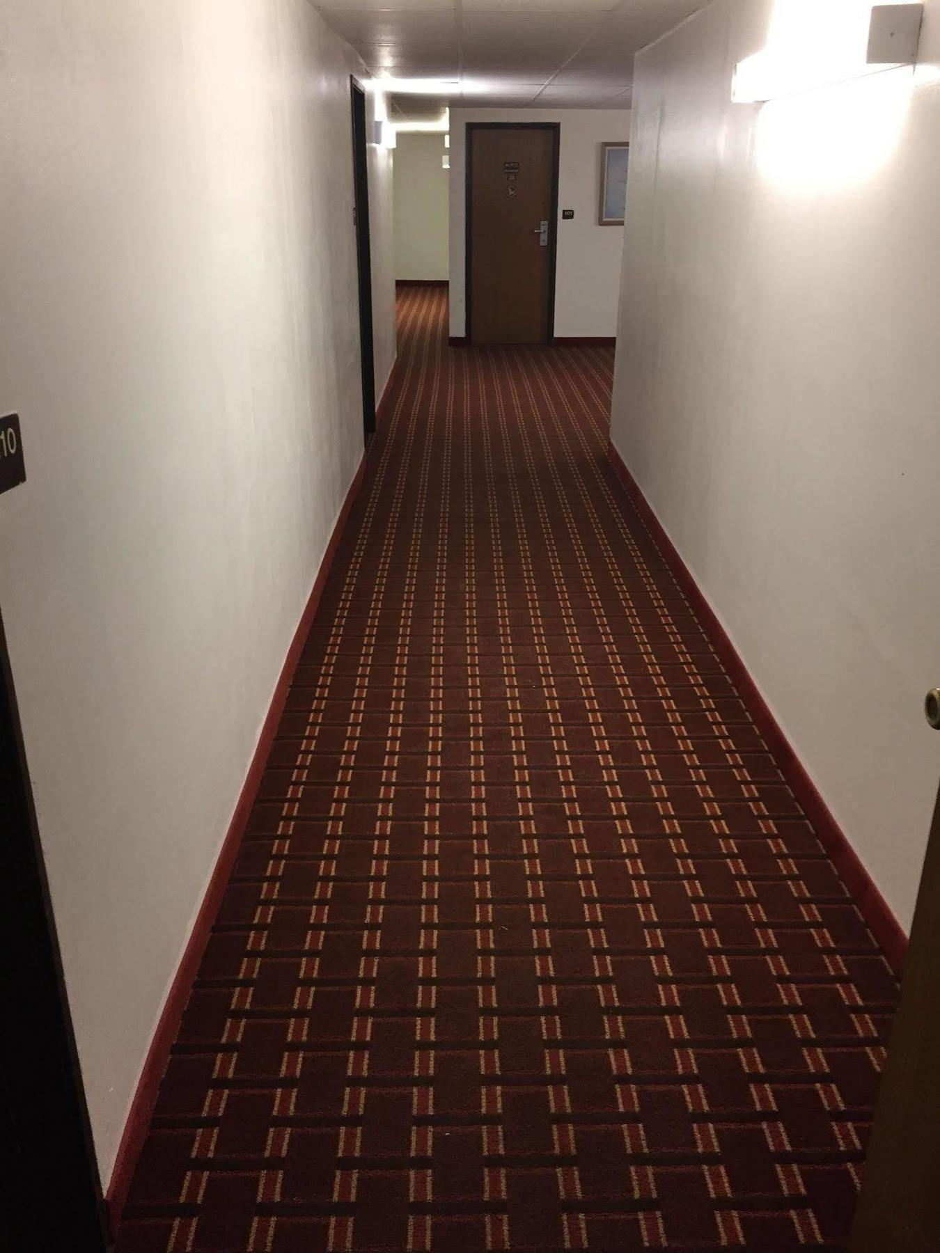 Luxury Inn & Suites Lincoln Esterno foto